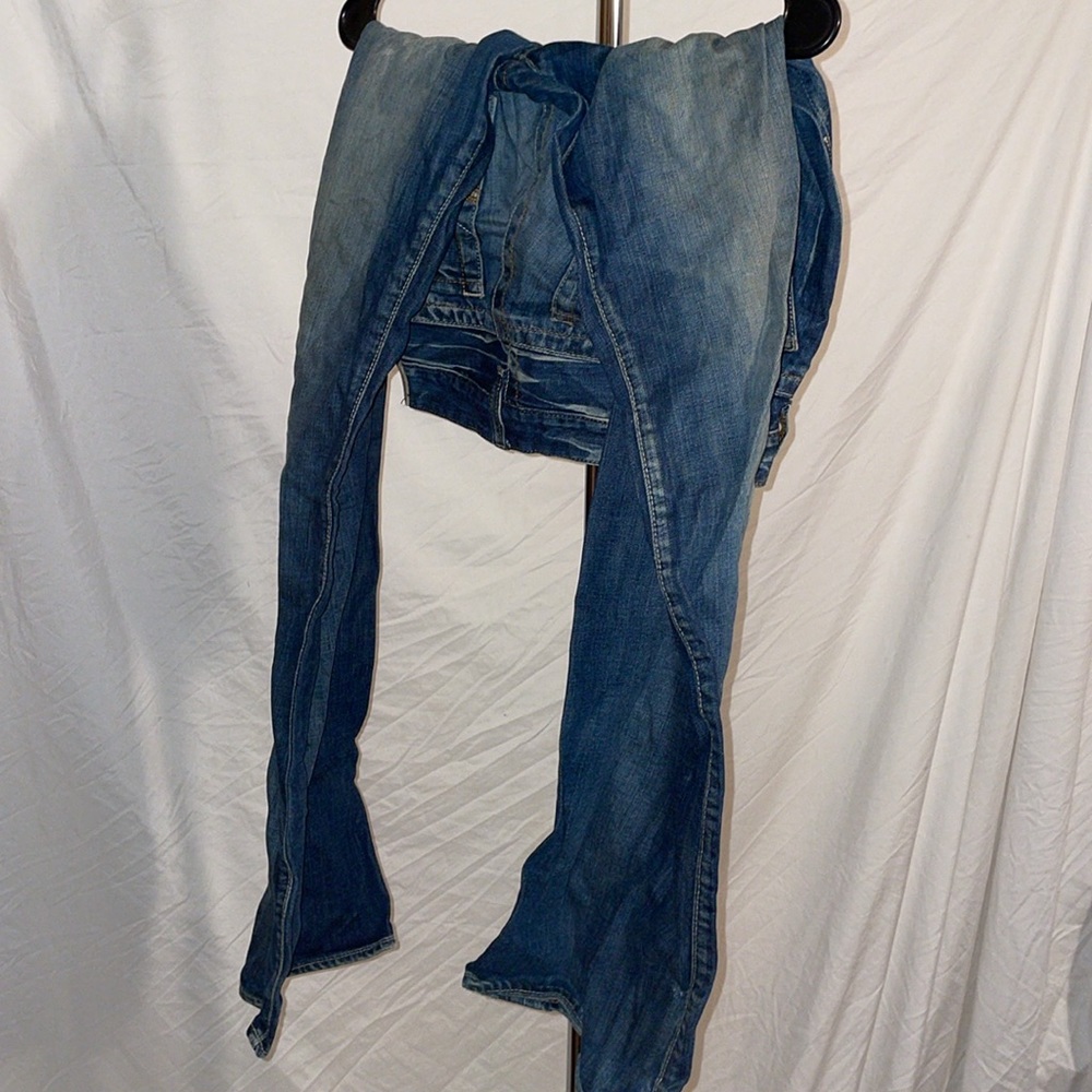 Guess - Picture 3 of 6